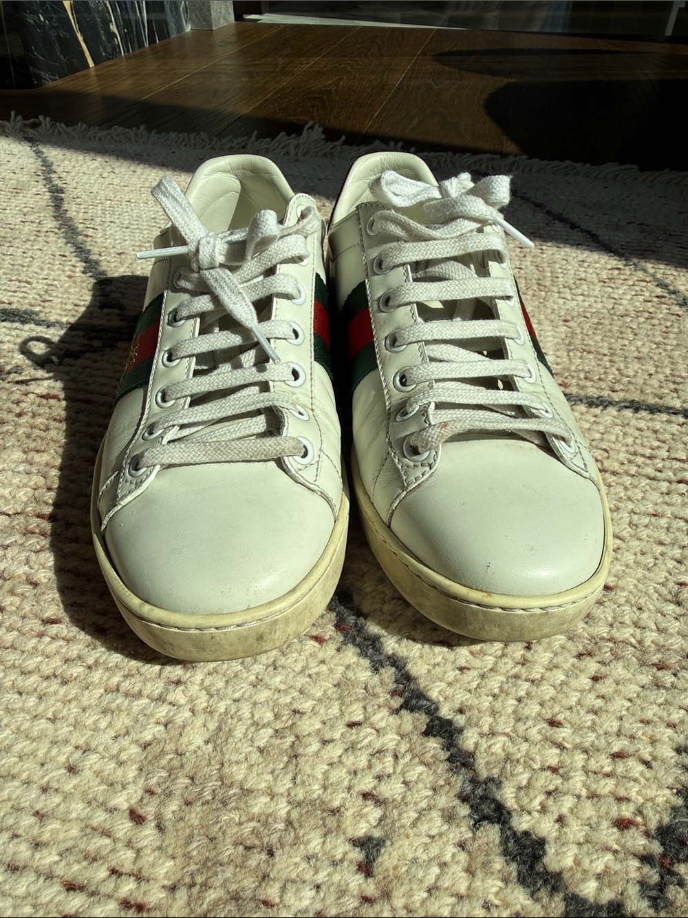 Gucci White Leather Sneakers with Green & Red Stripe and Gold Bee - Picture 2 of 7